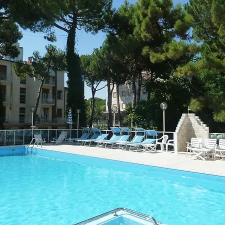 Hotell Astra 3*