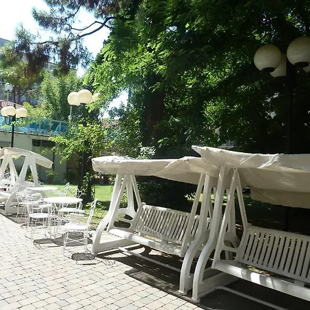 Astra Hotell 3*